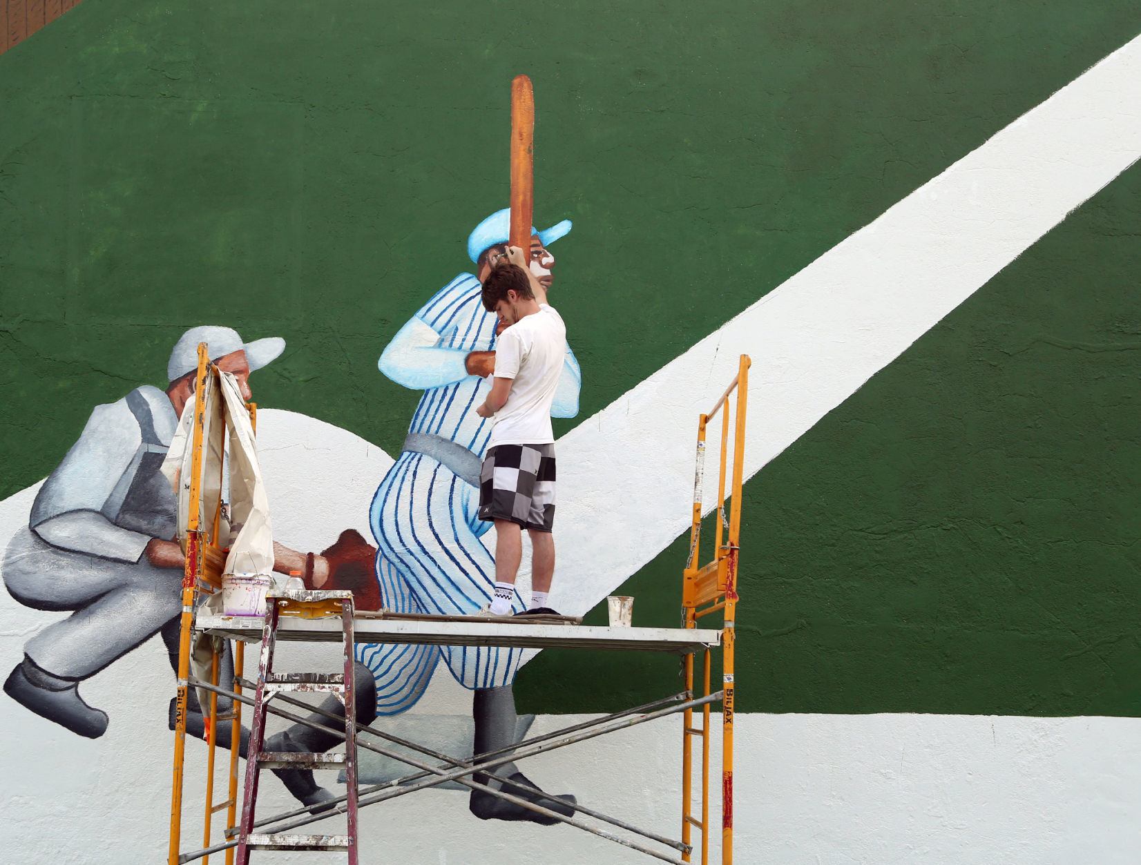Diversified mural